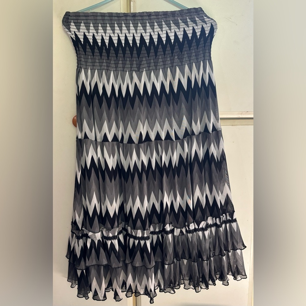 2/$25 Cynthia strapless Dress